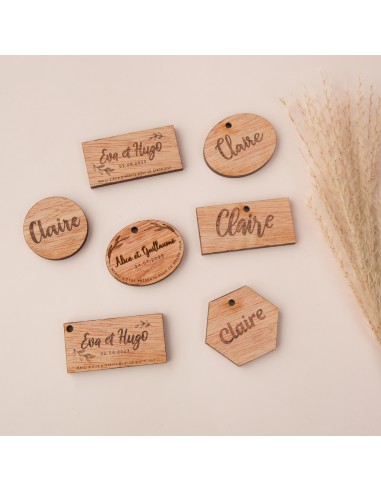 Marque place avec gravure sur bois ou... Marque place avec gravure sur bois ou...